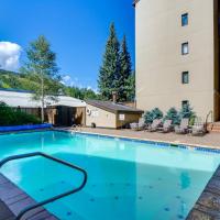 Vail Top-Floor Condo with Deck and Mountain Views!