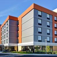 Home2 Suites By Hilton Boston South Bay, отель в Бостоне, в районе Dorchester