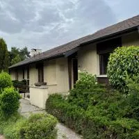 5 rooms in the same house