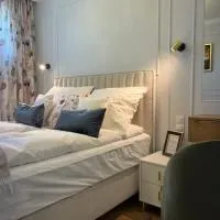 Bella Casa Luxury Apartament, מלון בראדום