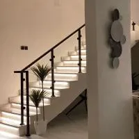 شاليه اند هوم、ハーイルのホテル