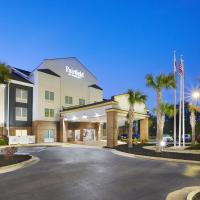 Fairfield Inn & Suites By Marriott Hinesville Fort Stewart、ハインズヴィルにあるMidCoast Regional Airport - LIYの周辺ホテル