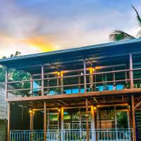 Suites Bocas del Toro, hotell i Carenero