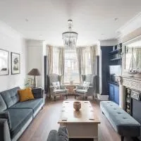 Beautiful Spacious Beach Home Newly Renovated, hotel v destinaci Felixstowe