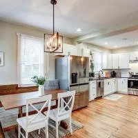 Beautiful Farmhouse close to Lanc Hershey Etown，Mount Joy的飯店