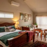 Meander Retreat - King Suite with rural views, hotell i Springton