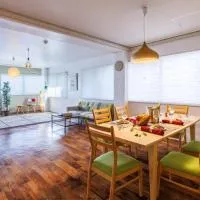 Residential Hotel Naha Miebashi, hotel en Tomari