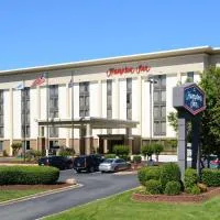 Hampton Inn Charlotte North Lake Norman โรงแรมในคอร์นีเลียส