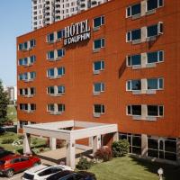 Le Dauphin Montréal-Longueuil – hotel w mieście Longueuil