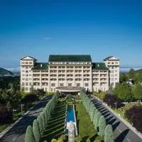 Viesnīca Qafqaz Riverside Hotel pilsētā Gabala