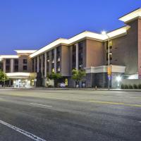 Hampton Inn & Suites Los Angeles Burbank Airport, hotel near Hollywood Burbank Airport - BUR, Burbank