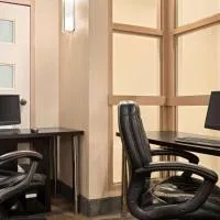Travelodge by Wyndham Oshawa Whitby, hotel din Oshawa