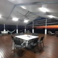 Sunset Beach House, hotel v destinaci Dundee Beach
