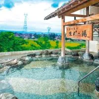 Tonamino Shogawaso Ichimantei, hotel di Tonami