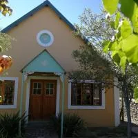 Loveable Karoo Cottages, hotel a Fraserburg