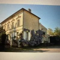 Buisson gîte et chambre d'hôte, hotel a Laruscade