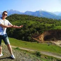 Дача Уют Чарвак Узбекистан, hotel a Chorwoq