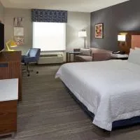 Hampton Inn & Suites Montreal-Dorval, hotel in Dorval