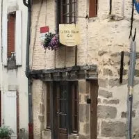 Petite Maison médiévale, hotel sa Parthenay