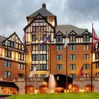 Hotel Roanoke & Conference Center, Curio Collection by Hilton, hotel in Roanoke
