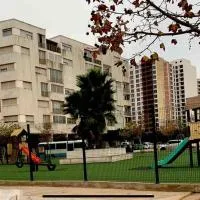 F5 -5 bedrooms Apt- Residence Hasnaoui avec parking Oran Algeria، فندق في وهران