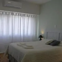 Viesnīca Monoambiente en pleno centro de Adrogué pilsētā Adrogué