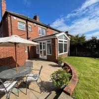 Seaview House, Tynemouth - Luxury Family Holiday Home