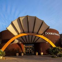 DoubleTree by Hilton Napa Valley - American Canyon, hotel near Napa County - APC, American Canyon