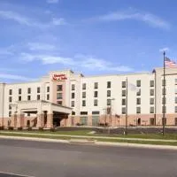 Hampton Inn & Suites Charles Town, хотел в Чарлс Таун