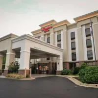 Hampton Inn Fort Payne، فندق في فورت باين