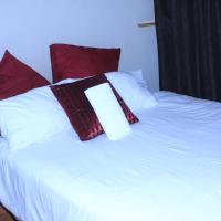 Sun & Night, hotel near Empangeni Airport - EMG, Empangeni
