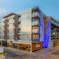 The Fives Downtown Hotel & Residences, Curio Collection by Hilton, hotel in Playa del Carmen