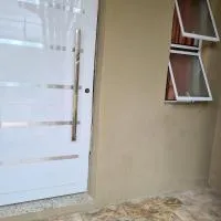 Kitnet casal e apartamento com lareira e vista jardim, hotel a Esteio