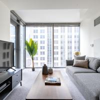 Loop 1BR w Gym Pool nr Financial District CHI-232