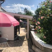 MAISON DES LILAS, hotel near Vichy – Charmeil Airport - VHY, Bellerive-sur-Allier