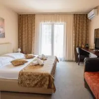 Garden House, hotel v mestu Apatin