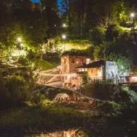 Porto di Clanezzo, hotelli kohteessa Clanezzo