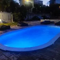 Summertime Apartments, готель у місті Храні