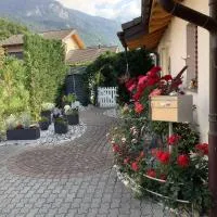 Ferienwohnung Lenggenhager Plantzette,謝爾的飯店