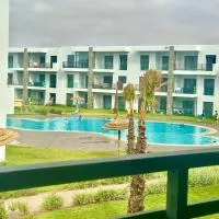 Appartement Cozy avec piscine, hotel v destinácii Sidi Rahal