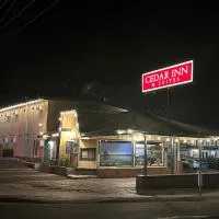 Cedar Inn & Suites, hotel di South Lake Tahoe