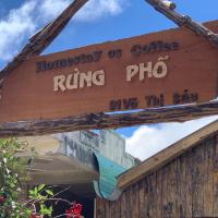 Rừng Phố Homestay And Coffee, hotel in Kon Plong