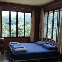 บ้านพักพือวา Pue Wa Homestay, hotel a Ban Yang