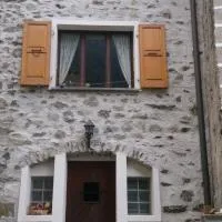 Al Piazzo 414, hotel u gradu Brusio