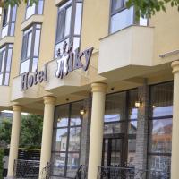 Hotel Miky, hotel in Arad