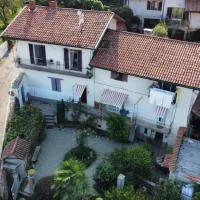 La Casa di Pietro، فندق في Cerrione