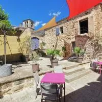Le Mas des Loges - Les Vans / Chambonas, hotel v destinaci Chambonas
