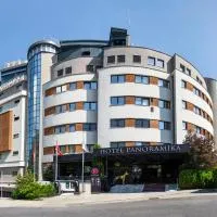 Panoramika Design Hotel، فندق في إسكوبية