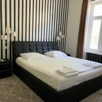 Guest House Pirosmani 60، فندق في سينغناغي