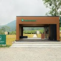 Bobocabin Pangalengan, Bandung, מלון בPengalongan